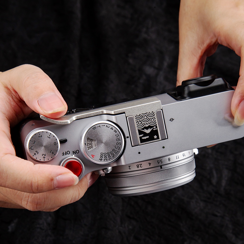 X100VI mejora el agarre para F - Fujifilm Camera X100Vi reseña y precio