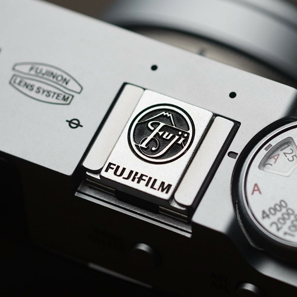 Cubierta de zapata para cámara - Fujifilm Camera X100Vi reseña y precio